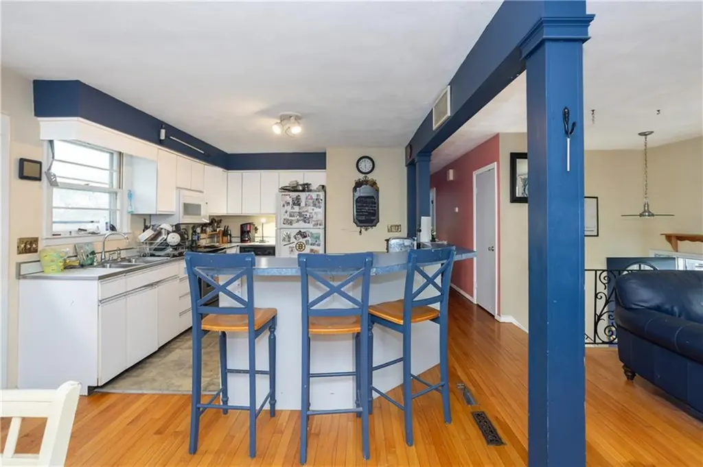 37 Squantum Drive Middletown RI 02842