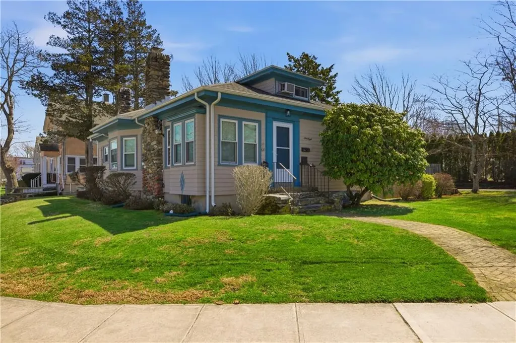 68 Old Fort Road Newport RI 02840