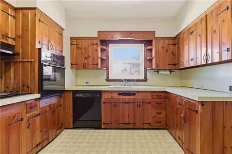 68 Old Fort Road Newport RI 02840