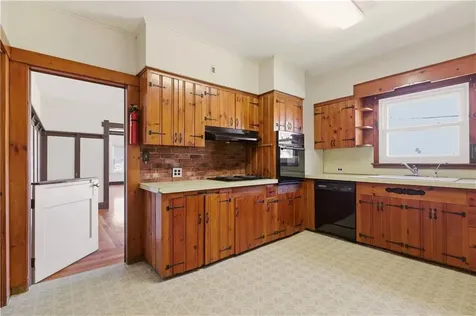 68 Old Fort Road Newport RI 02840