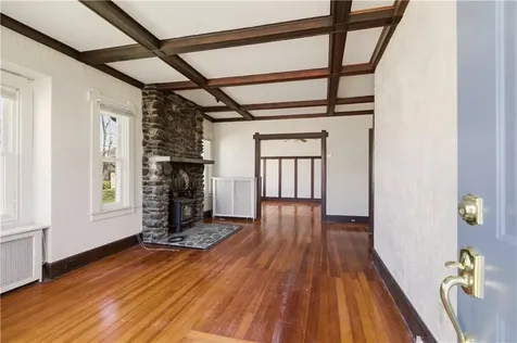 68 Old Fort Road Newport RI 02840