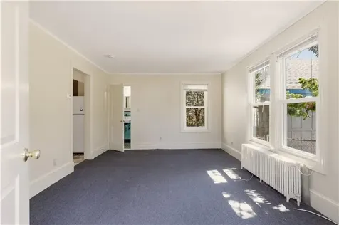68 Old Fort Road Newport RI 02840