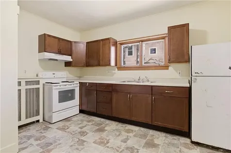 68 Old Fort Road Newport RI 02840