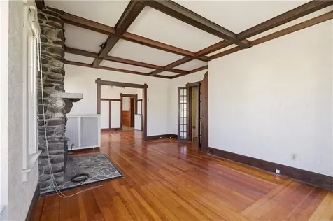 68 Old Fort Road Newport RI 02840