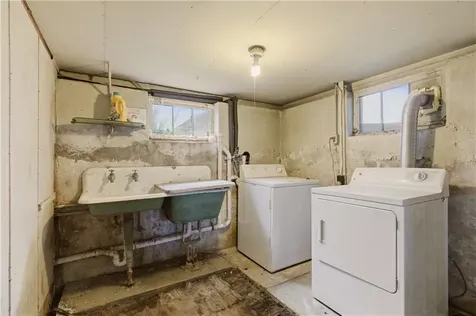 68 Old Fort Road Newport RI 02840