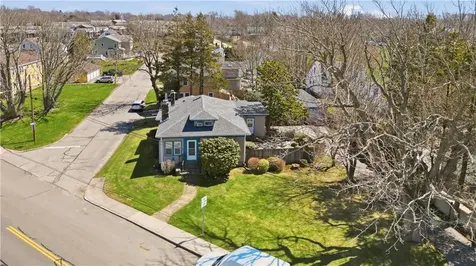 68 Old Fort Road Newport RI 02840