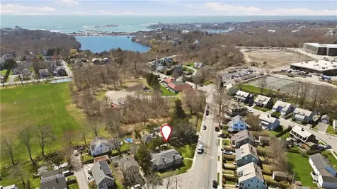 68 Old Fort Road Newport RI 02840
