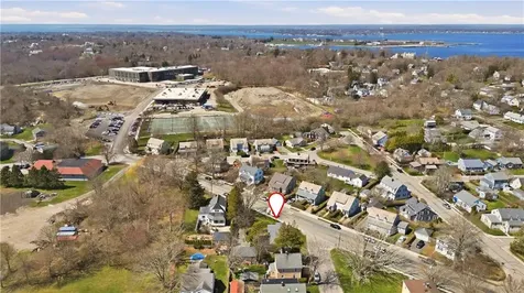 68 Old Fort Road Newport RI 02840