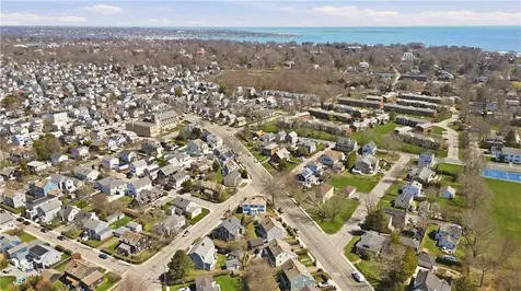 68 Old Fort Road Newport RI 02840