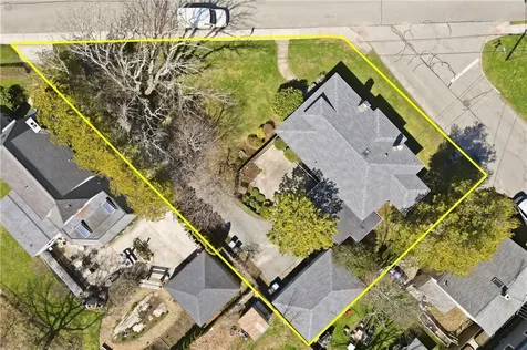 68 Old Fort Road Newport RI 02840