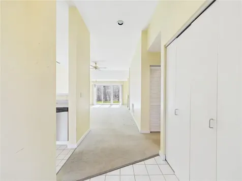 4 Meadowbrook Way Narragansett RI 02882