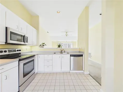 4 Meadowbrook Way Narragansett RI 02882