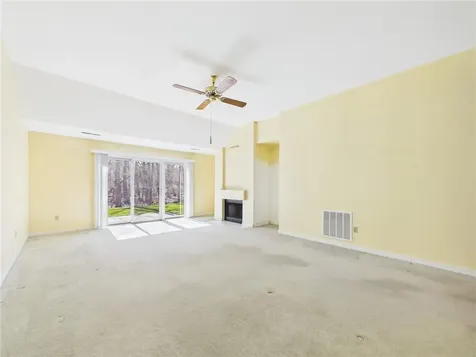 4 Meadowbrook Way Narragansett RI 02882
