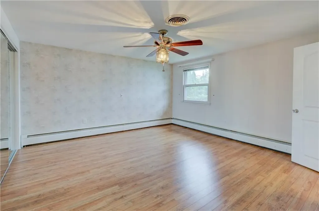 75 Selma Street Cranston RI 02920