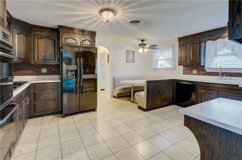 75 Selma Street Cranston RI 02920