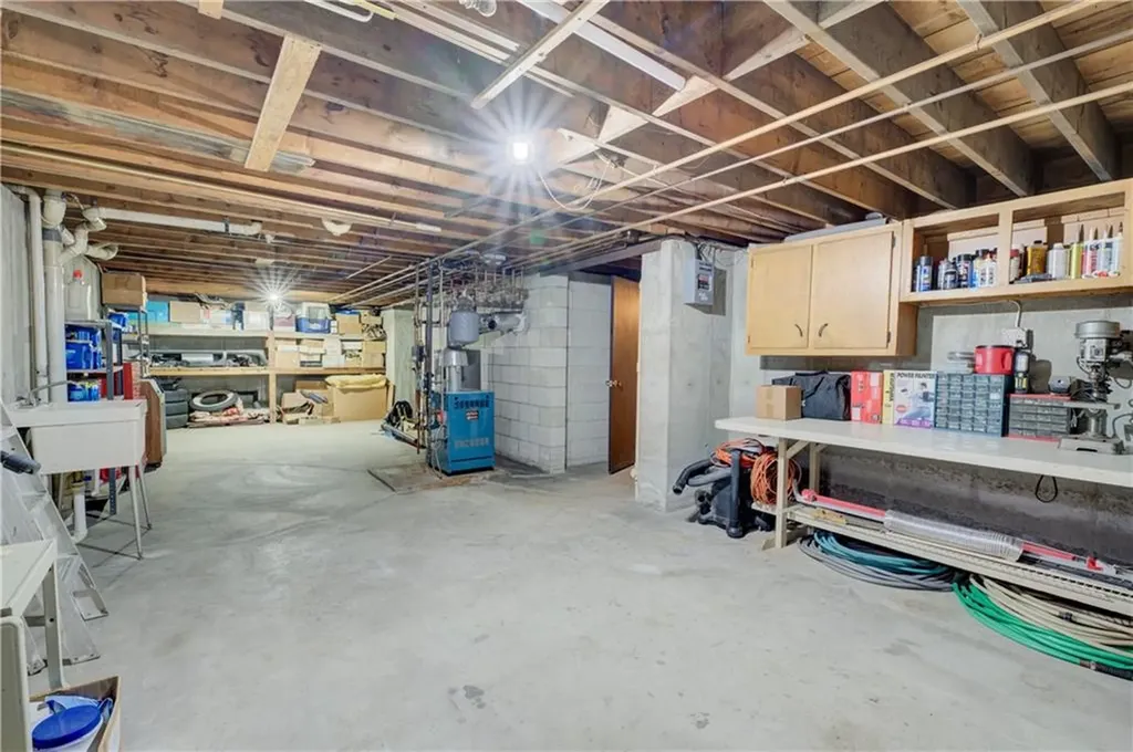 75 Selma Street Cranston RI 02920