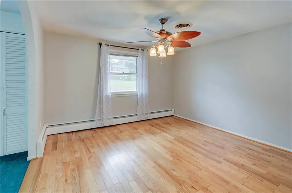 75 Selma Street Cranston RI 02920