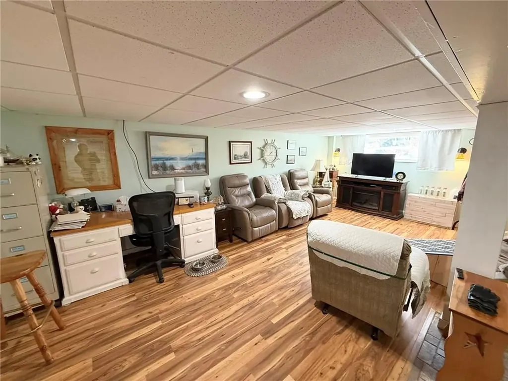 366 Aylsworth Avenue Woonsocket RI 02895