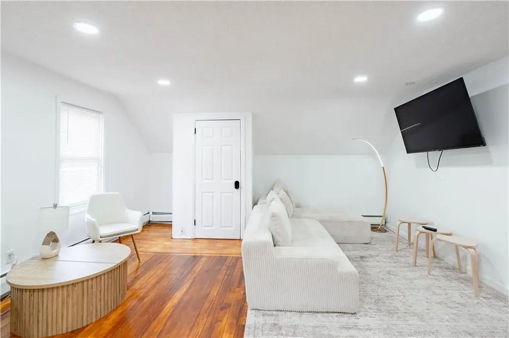 49 51 Wealth Avenue Providence RI 02908