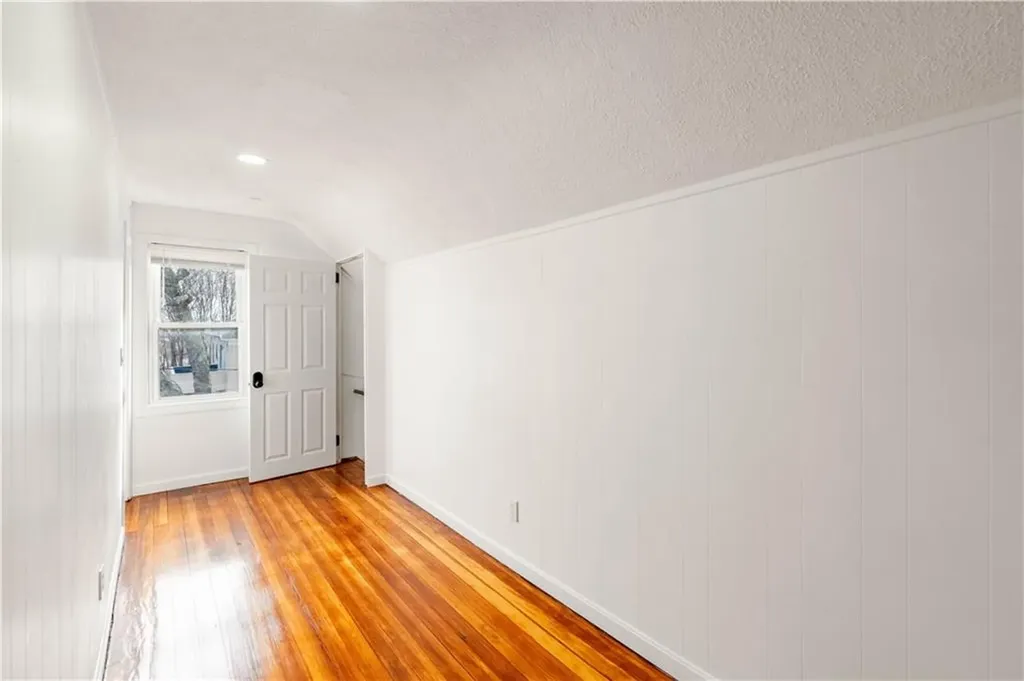 49 51 Wealth Avenue Providence RI 02908