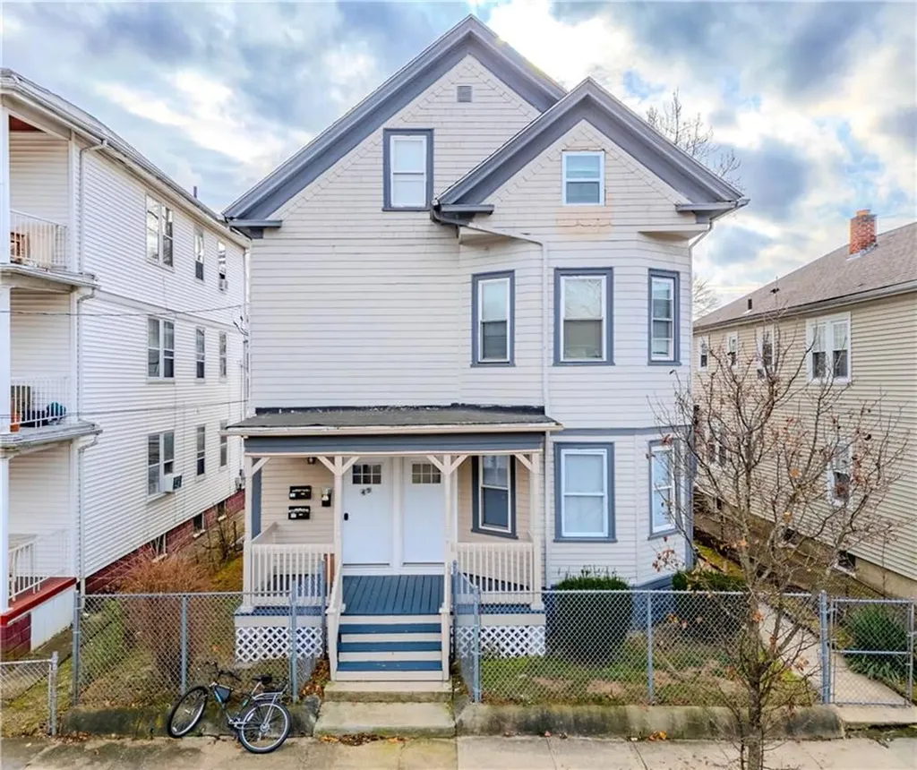 49 51 Wealth Avenue Providence RI 02908