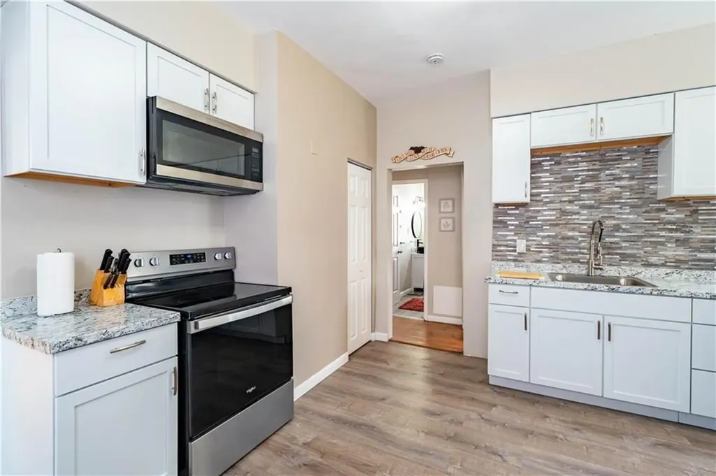 49 51 Wealth Avenue Providence RI 02908