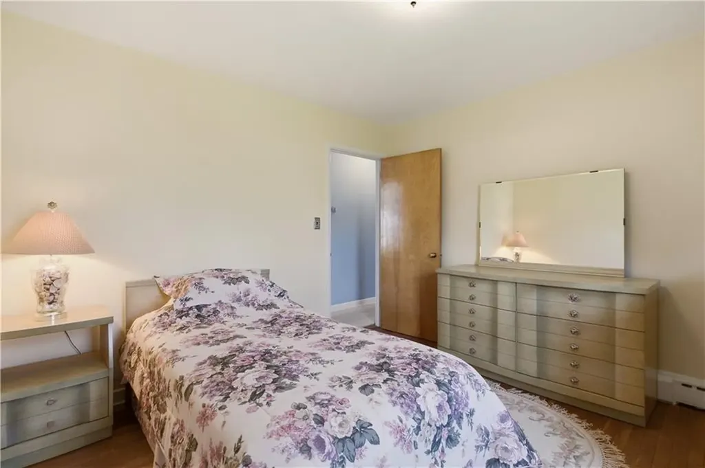 24 Kearns Avenue Tiverton RI 02878