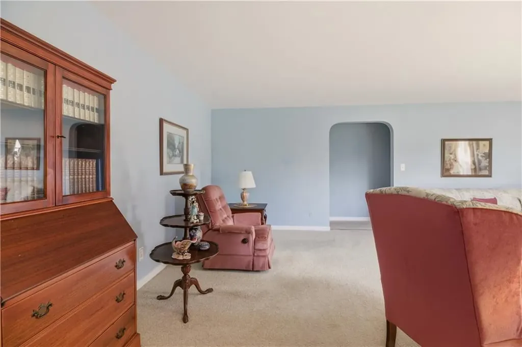 24 Kearns Avenue Tiverton RI 02878