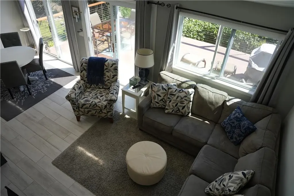 39 Lake Road Narragansett RI 02882
