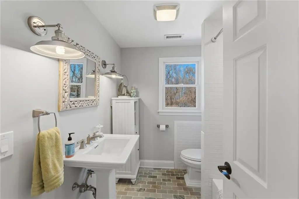 111 King Tom Drive Charlestown RI 02813