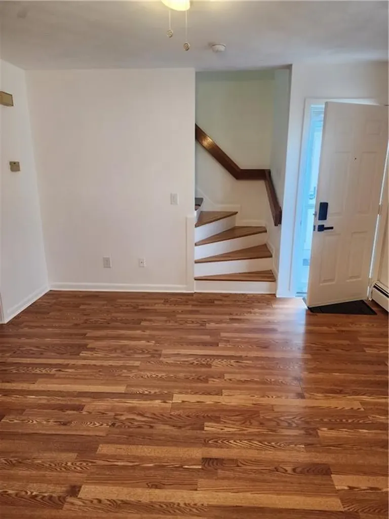 44 Nellie Street Providence RI 02904