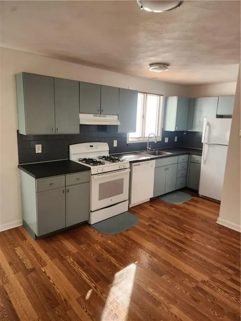 44 Nellie Street Providence RI 02904