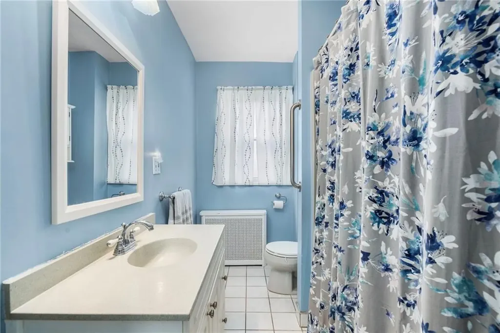 67 Ash Street Lincoln RI 02865