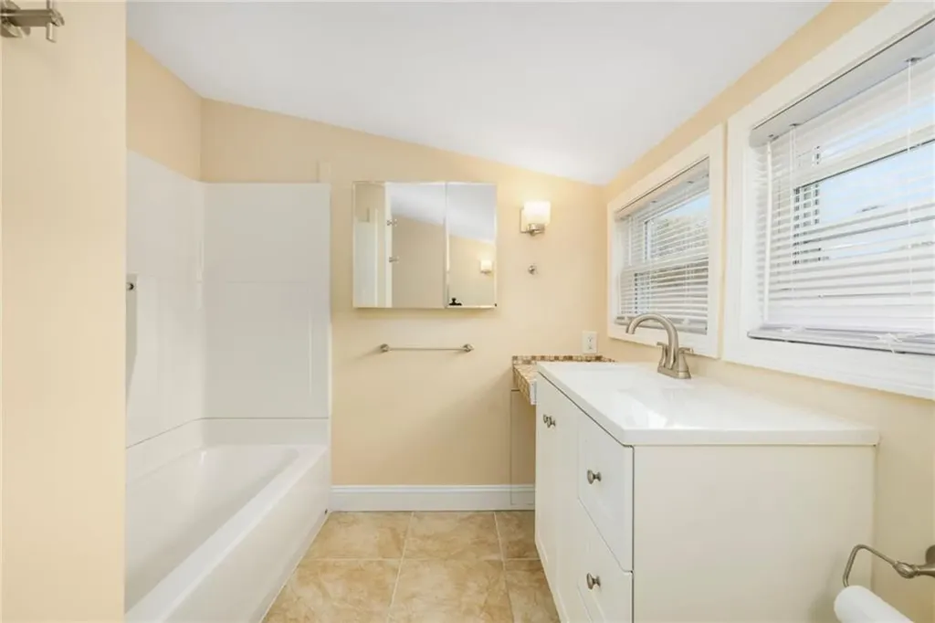 67 Ash Street Lincoln RI 02865
