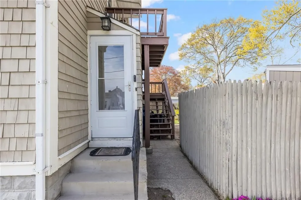 67 Ash Street Lincoln RI 02865