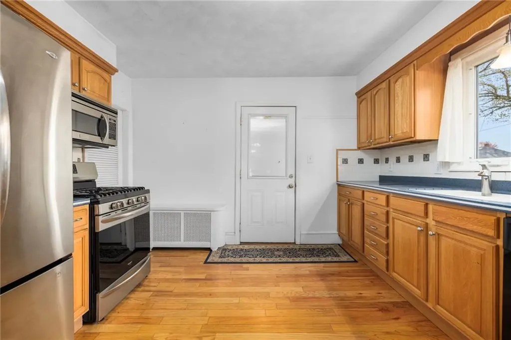 67 Ash Street Lincoln RI 02865