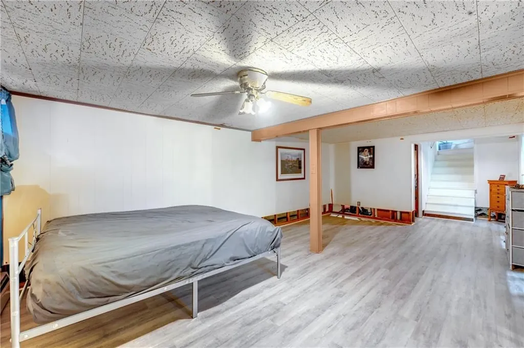 92 Weeden Avenue East Providence RI 02916