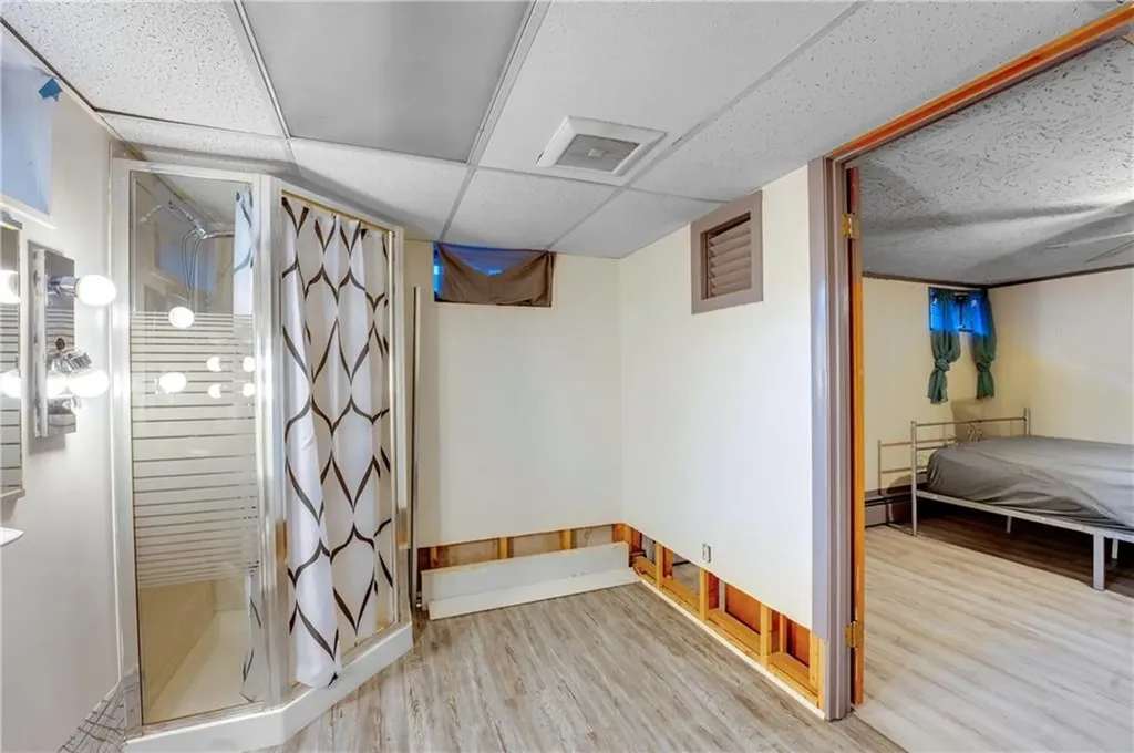 92 Weeden Avenue East Providence RI 02916