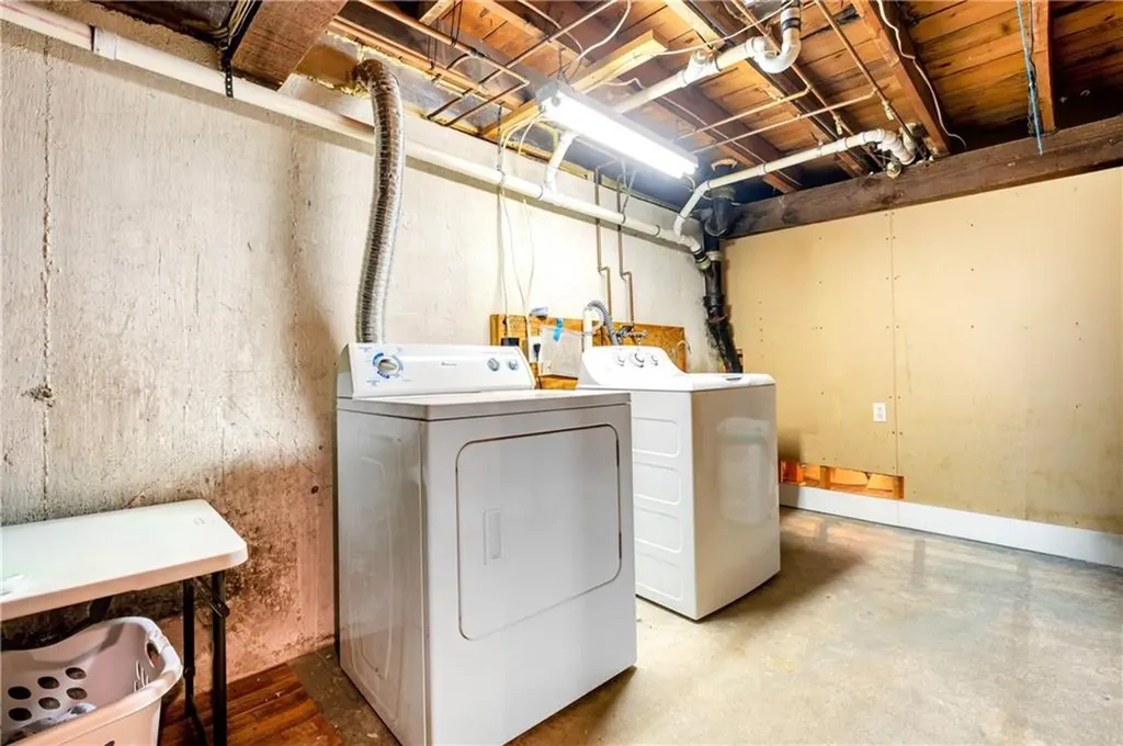 92 Weeden Avenue East Providence RI 02916