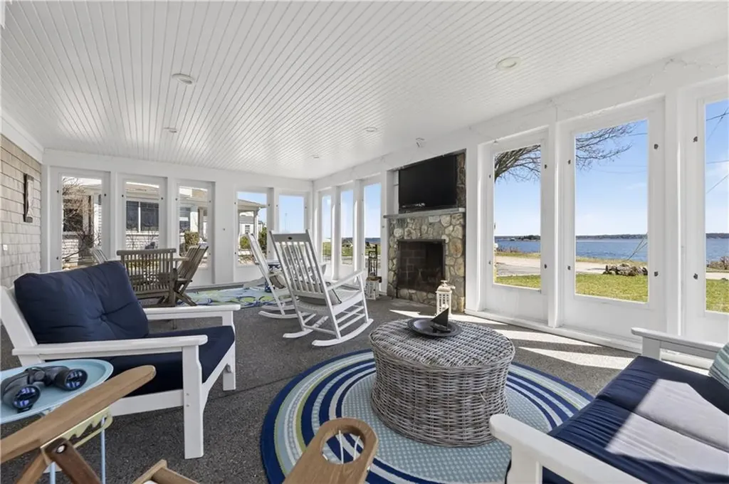 110 Sea View Avenue North Kingstown RI 02852
