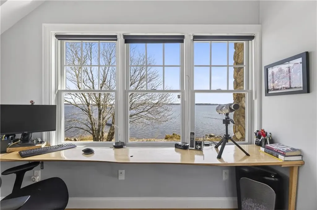 110 Sea View Avenue North Kingstown RI 02852