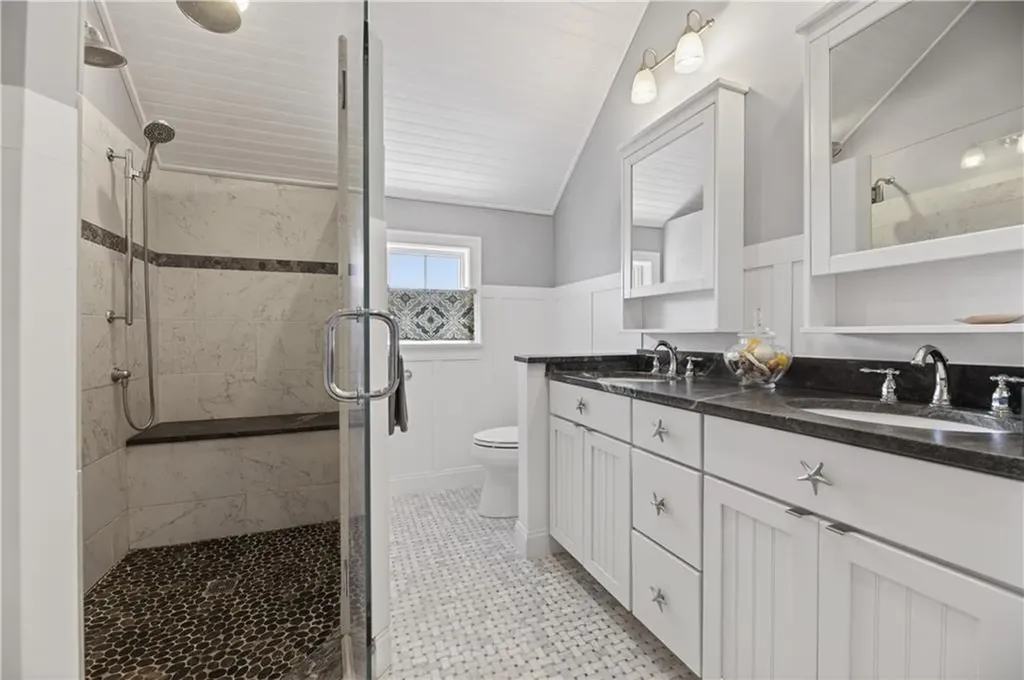 110 Sea View Avenue North Kingstown RI 02852