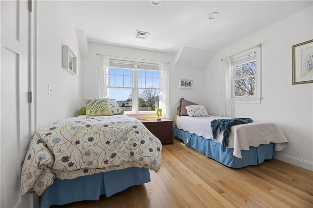 110 Sea View Avenue North Kingstown RI 02852