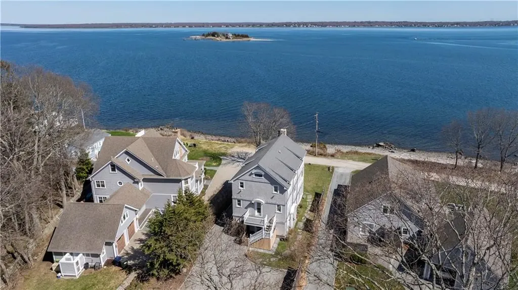 110 Sea View Avenue North Kingstown RI 02852