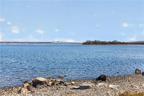 110 Sea View Avenue North Kingstown RI 02852