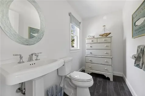 110 Sea View Avenue North Kingstown RI 02852