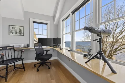 110 Sea View Avenue North Kingstown RI 02852