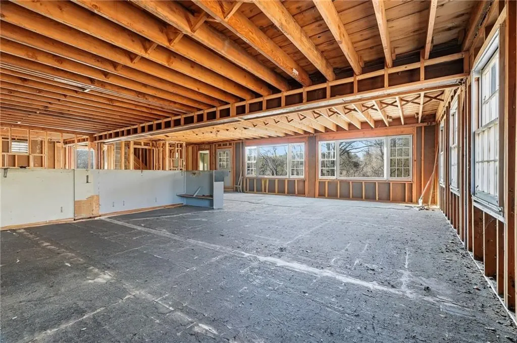 263 Post Road Westerly RI 02891