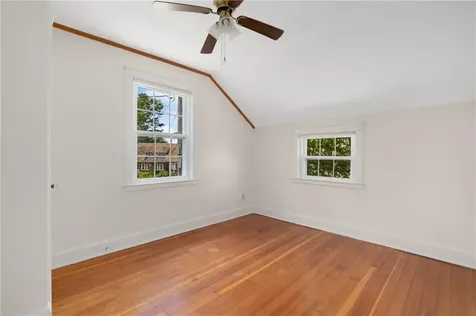81 Old Fort Road Newport RI 02840