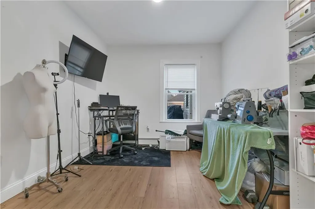 215 Kenyon Avenue Pawtucket RI 02861